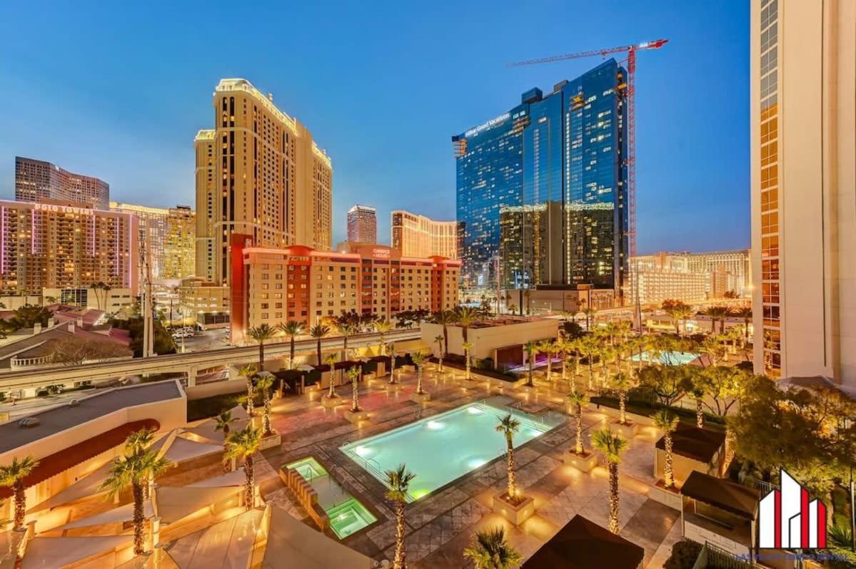 Mgm Signature-04-705 Strip View Balcony Studio Las Vegas Buitenkant foto